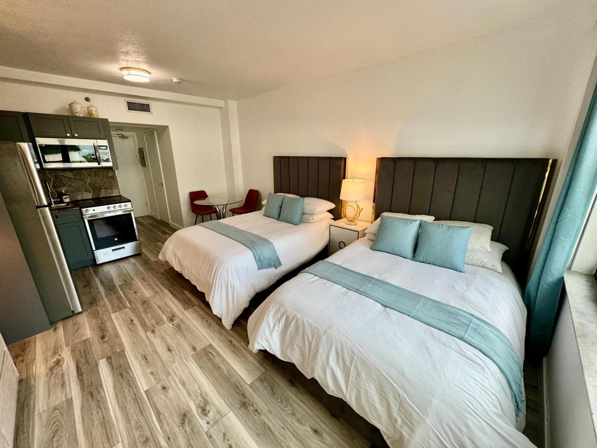 Directly On The Beach With Pool & Parking Miami Beach Exterior foto